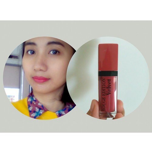 Just bought this new liquid lipstick, Bourjois Rough Edition Velvet (color: Beau Brun). I love the texture!💋
It's easy to apply, blends out smoothly. Although it's matte, it doesn't feel dry on the lips. 
Definitely will buy another color 😍 .... Actually there's a lil bit brown in the shade, but don't know why my camera can't capture it 😒 #clozetteid #beauty #lipstick #liquidlipstick #makeup #bourjois #bourjoislipstick #motd #beaubrun #bourjoisparis