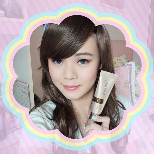 Are you searching for light coverage, Bb cream for daily use? I recommend Triple Crown BB Cream from @sarange_id for you who is looking for light coverage BB Cream with dewy finish. If you are a teenager, BB cream is better for you compare to heavy foundation. Not like foundation, BB cream is even out your skin tone and also contains good skin care ingredients for your skin. #sarange BB cream is one of them.IMPORTANT NEWS for you.. don't forget to join #sarangebbselfie and have chance to get #samsung s5...wish u luck.. ^-^ #sarangeid #sarangeindo #korean #asian #uljjang #girls #ulzzang #koreanlooks #uniqueselfie #beautyblogger #beautyaddict #indonesianblogger #indonesianbeauty #selfie #clozetteid #makeup #makeupaddict #dollface #motd #fotd #selfie #koreanmakeup