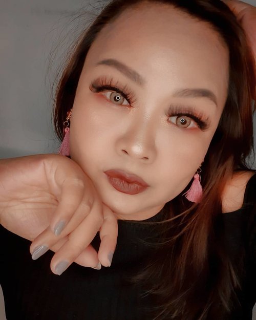 Don't disturb my peace if you aint ready for me , i am a whole blessing, not some damn fling.

#lipmaskgoon 
#selfie 
#stayathome 
#blogger
#bloggerindonesia 
#influencer
#Clozetteid 
#Clozettedaily
