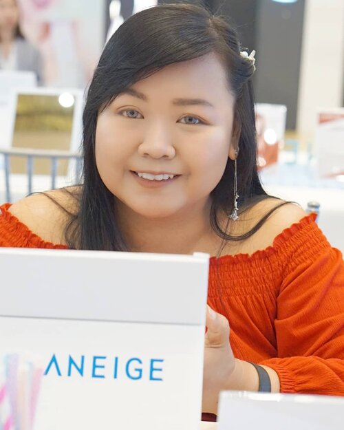 Happy Sunday ❤

Belum bisa move on dari acara @laneigeid & @glitzmediaco kemarin nih , swipe ke kanan untuk foto after dan keseruan lainnya ya !

#UnleashYourBeauty
#WaterBankID
#TattooLipTintID
#Laneigexglitzmediaco
#LuminousBeauty
#clozette 
#clozetteid 
#clozettedaily 
#beautyinfluencer
#influencer
#indobeautygram 
#blogger
#bblogger
#indonesianblogger
#surabayablogger
#laneige
#sbbevent
#surabayabeautyblogger
#tp6
#tunjunganplaza6