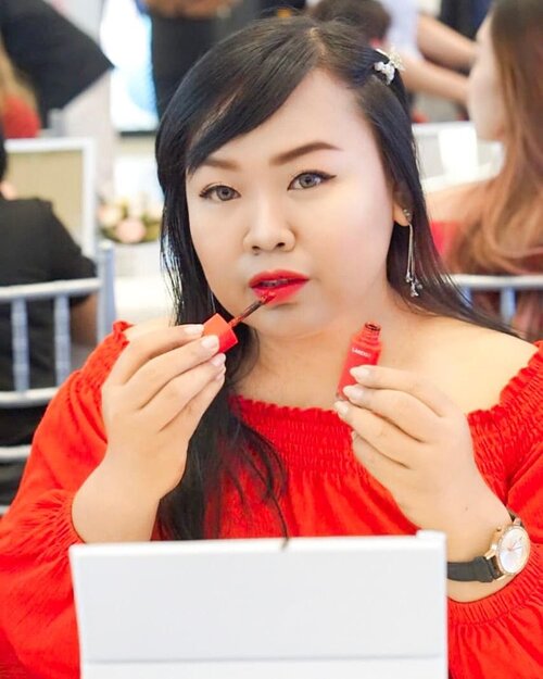 Happy Sunday ❤

Belum bisa move on dari acara @laneigeid & @glitzmediaco kemarin nih , swipe ke kanan untuk foto after dan keseruan lainnya ya !

#UnleashYourBeauty
#WaterBankID
#TattooLipTintID
#Laneigexglitzmediaco
#LuminousBeauty
#clozette 
#clozetteid 
#clozettedaily 
#beautyinfluencer
#influencer
#indobeautygram 
#blogger
#bblogger
#indonesianblogger
#surabayablogger
#laneige
#sbbevent
#surabayabeautyblogger
#tp6
#tunjunganplaza6