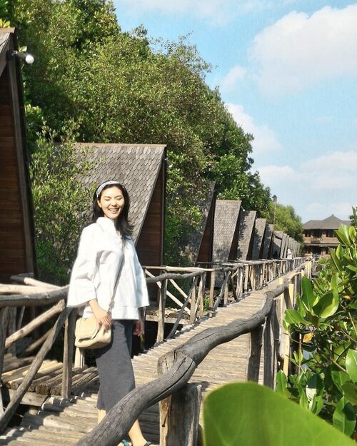 Happy Go Lucky
.
.
.
.
.
.
.
.
.
.
.

#instagood #instagram #instago #instatravel #instalike #travelindo #traveljakarta #mangroveforest #jakartago #clozetteid #lifestyleblogger #travelootd #insta #instagirl #livelaughexplore