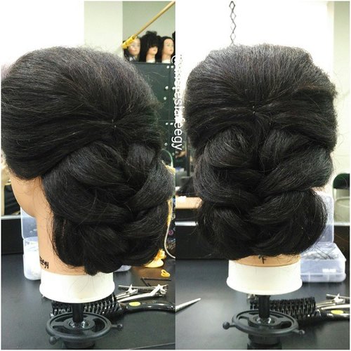 a much simple, clean and classy-er look for the practical ladies out there 💋 another braiding for samples wheee
💋 Makeup + hairdo service kindly email:
muses.wonderland@yahoo.com

#hairdowedding #makeupartistmalaysia #hairstyle  #preweddingjakarta #weddingku #salonjakarta #weddingjakarta #hairstylistjakarta #muapenang #carimua #hairupdojakarta #hairdojakarta #hairdoindonesia #salonjakarta #rambutku #stylerambut #jakarta #indonesia  #carihairstylist #photoindonesia #theresiafeegy #clozetteid #penatarambut #zalonku #allthingshair #indobeautygram #muajakarta #makeupartistjakarta #muapenang #carimua  #kursusmakeupjakarta #belajarmakeupjakarta #beautyclassjakarta