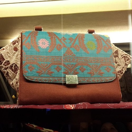 Beautifully ethnic bag. Love it so much.#clozetteid #batik #bag #ethnic #wishlist #fashion
