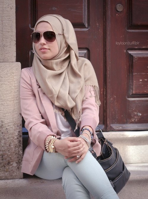 Street Hijab Inspiration 