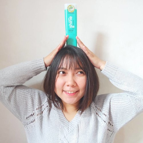 Selain makeup dan skincare, ternyata @WardahBeauty juga punya rangkaian produk untuk shampoo lho!Suka banget sama varian Nutri Shine, rambut jadi makin lembut, halus, sehat, dan berkilau ✨#rambutfitluardalam #ClozetteID #WardahXClozetteID #WardahShampooReview