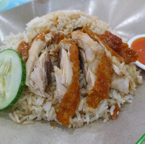 Roasted Chicken Rice - SGD 2.50

I ordered small size, but the portion is big enough. Best meal to start my #RecehTrip 👌

#clozetteid #SingaporeTrip #localfood