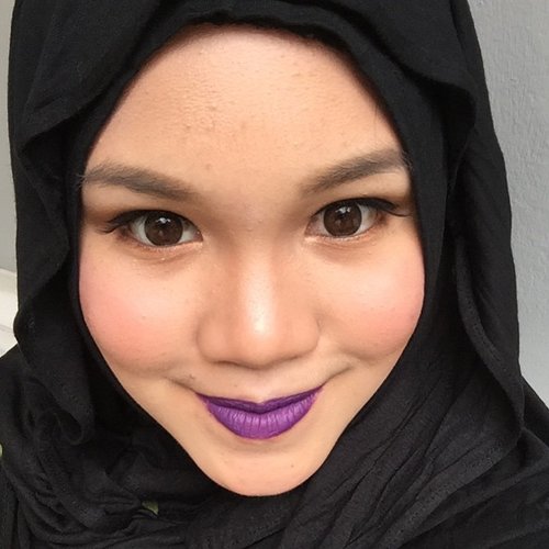 Trying something new, a purple lip color, since I am majoring criminal law I chose this LA Splash Lip Couture in the shade "criminal" *ga ada hubungannya keleus*, contour using city color contour effects both from @makeupuccino, softlens Lovely Cat from @holicatid, fake eyelashes from @ayoubeauty #selfie #fotd #motd #darklips #beautyblogger #indonesiabeautyblogger #beautiesid #fotdibb #clozetteid #clozetteambassador