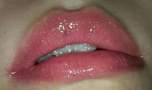 Apa sih bedanya Lip Balm, Lip Tint, Lipgloss, Lipstick Creamy dan Lipstick Matte? Di postingan ini aku menjelaskan perbedaan produk bibir tersebut. Yuk ceka-ceki di blog aku #ClozetteID

Link : https://tanaka99review.blogspot.co.id/2016/06/bedanya-lip-balm-lip-tint-lipgloss.html?m=1
