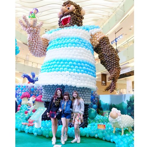 It's the last day of #ibafsurabaya at @ciputraworldsby ! You don't want to miss it, immerse yourself in the most magical enchanted forest and support amazing local balloon artists at @indoballoonfest .

#ibafsurabaya #ibaf #cwsenchantedforest #girls #asian #clozetteid #sbybeautyblogger #beautynesiamember #bloggerindonesia #bloggerid #bloggerceria #bloggersurabaya #bloggerperempuan #indobeautysquad #influencer #influencersurabaya #lifestyle #familyevents #balloons #balloonart #surabaya #surabayaevent #eventsurabaya #surabayainfluencer #surabayablogger #lifestyleblogger #lifestyleinfluencer #bloggerlife