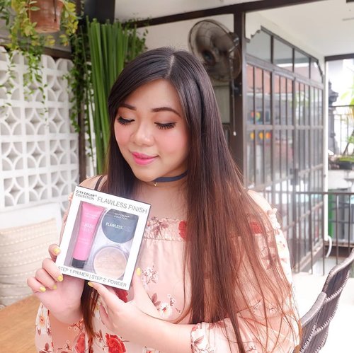 Hello!Today i want to share my thoughts on this super economical set from @citycolorcosmetics (for best price, get it from @kumurabeauty !). This base duo is called the Flawless Finish set and consists of a primer and a loose powder for only IDR 115K!The primer is pretty thick and has a more minimizing (your skin would look smoother instantly, pores would be filled and blurred out), smoothing, matte effect. It makes base makeup application easier and faster. I don't find it making oil control better, but if you're looking for a smoothing primer to achieve flawless skin look, this can be considered. A word of advise tho, pore filling primer can clog your pores if you use it continuously so do use it sparingly (a few times a week should not hurt but avoid everyday usage) and only on days when you need your skin to look poreless.The Natural Loose Powder is really lovely as well, i usually don't find loose powder's coverage to be enough but this one has some coverage and neutral color that it maximizes the effect and coverage of the base i am using (i looked like i had a full makeup day when in fact i was only using the primer, tinted moisturizer and the loose powder)! It is very soft too, and i can safely say that it's one of the nicest loose powders i've tried in a while.Overall i really enjoy using this set and for the low price range, i would not hesitate to recommend this to all of you!#citycolor #citycolorcosmetics#makeupset #cheapmakeupset #kumura #kumurabeauty#clozetteid#sbybeautyblogger#bloggerindonesia #bloggerceria #beautynesiamember #girl #review  #influencer #beautyinfluencer #recommendedonlineshop #onlineshop #surabayablogger #SurabayaBeautyBlogger #bbloggerid #beautybloggerid #beautybloggerindonesia #surabayainfluencer #influencersurabaya #bloggerperempuan #endorsement #endorsementid #endorsersby #onlineshopmurah