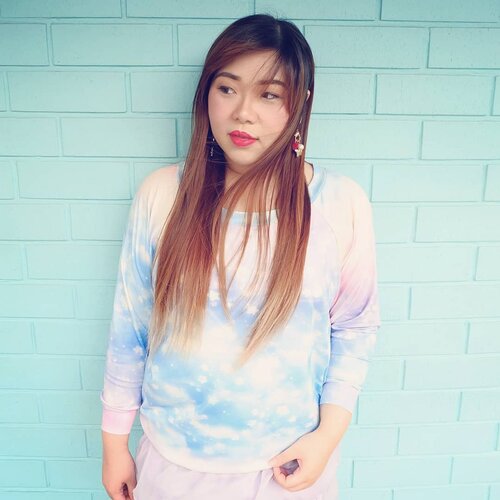 Finding so many older photo series that i've never posted 😅.

Love the color palette of my top, pastel colors runs in my blood (my my soul is jet black).

#throwback
#BeauteFemmeCommunity
#clozetteid #sbybeautyblogger #beautynesiamember #fotd #makeuplook #bloggerceria #influencer #blogger #indonesianblogger #surabayablogger  #indonesianbeautyblogger  #surabayainfluencer  #bloggerperempuan  #asian #lifestyle #lifestyleblogger #lifestyleinfluencer  #surabaya #girl #fotd #asian #makeuplook #celebrateyourself  #surabaya #surabayacafe #ootd #ootdid