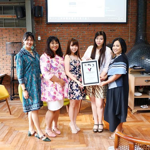 Congratulations @womanblitz On your 3rd Anniversary!

Thank you for picking us @sbybeautyblogger as your Best Community Partner, you're definitely is our best media partner too!

#womanblitzer
#womanblitz #womanblitzanniversary #womanblitz3rdanniversary
#event  #surabaya #surabayaevent #eventsurabaya #girls #asian #Clozetteid #sbybeautyblogger #beautynesiamember #bloggerceria #blogger #bblogger #bbloggerid #beautybloggerid #beautybloggerindonesia #influencer #beautyinfluencer #influencersurabaya #ladies #kainindonesia #dresscode #dresscodekainindonesia #iwearbatik #selamatharikartini