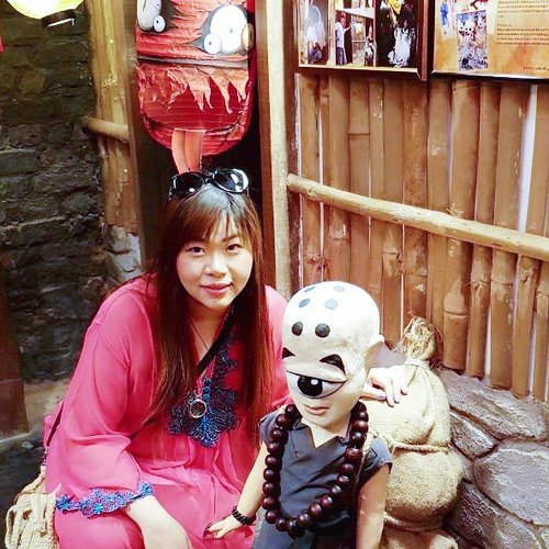 This little dude looks kinda cute but i'm positive that i don't want to meet him or his friends in real life, ever 😄😄😄 #ghostmuseum #penangghostmuseum#pinkinholiday #pinkinmalaysia #penang #blogger #trip #travel #wanderlust  #jalanjalan #itchyfeet #travelblogger #indonesianblogger #surabayablogger #indonesianlifestyleblogger #indonesiantravelblogger  #bblogger #clozetteid #beautynesiamember #sbybeautyblogger #influencer #traveltheworld  #ilovetravel #minitrip #instaview #touristmodeon  #wanderlust #exploretheworld #travelblogger #influencer #pinkinpenang
