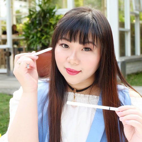 Bored of all the drama in my IG stories already? Let's go back to the makeup then!

Check out my latest review on @esqido Liner - the cool retractable gel liner here : http://bit.ly/esqidoliner .

#esqido #esqidoliner #esqidogeleyeliner #clozetteid
#sbybeautyblogger  #bblogger #bbloggerid #influencer #influencerindonesia #surabayainfluencer #beautyinfluencer #beautybloggerid #beautybloggerindonesia #bloggerceria #beautynesiamember  #influencersurabaya  #review  #indonesianblogger #indonesianbeautyblogger #surabayablogger #surabayabeautyblogger 
#beautyreview #gelliner #geleyeliner #eyeliner #eyelinerreview #girl #sponsored #endorsementid