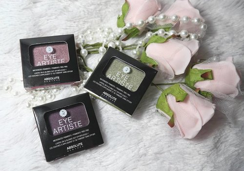 Looking for affordable, good quality and nicely sized single eyeshadows?  Maybe you can consider @absolutenewyork_id 's Eye Artiste! 
Check out my review : http://bit.ly/ANYeyeartiste to help you decide! 
#absolutenewyork #absolutenewyorkeyeartiste #review #eyeshadowreview #sbybeautyblogger #clozetteid #beautynesiamember #bloggerceria #allaboutmakeup #makeupaddict #makeupjunkie #ilovemakeup #blogger #bblogger #bbloggerid #beautyblogger #indonesianblogger #indonesianbeautyblogger #surabayablogger #surabayabeautyblogger #influencer #surabayainfluencer #influencersurabaya #beautyinfluencer #beautyaddict #singleeyeshadow #eyeshadow #absolutenewyorkreview #beautybloggerindonesia