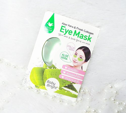 I am addicted to gel eye patches so i was very excited when i see this Aloe Vera & Fresh Collagen Eye Mask from @cathydollindonesia inside @sbybeautyblogger 's 3rd Soiree Goodie bag! 
These eye patches are not only cute to look at (with that light green shade), they are pleasantly scented,  super cooling without me having to put it in the fridge (it's probably the most cooling eye mask i've ever tried)  without irritating my eyes,  and it's super comfortable and hydrating.  The only slight negative is probably the fact that they're a bit slippery so they might slide down quite a bit if you're not laying down while using them. 
My dry undereyes are immediately brighter and suppler with just one use!  I would recommend using these eye masks a few times a week for top results 😊

#sbbxcathydoll #cathydollindonesia #sbbreview #cathydoll
 #sbybeautyblogger  #clozetteid #blogger #bblogger #bbloggerid #beautyblogger #beautynesiamember #bloggerceria #sbybeautyblogger  #influencer #beautyinfluencer #indonesianblogger #indonesianbeautyblogger  #surabayabeautyblogger #girl #asian #review #sbbreview #sbbreviews #beautybloggerindonesia #geleyemask #eyemask #eyemaskreview  #skincare