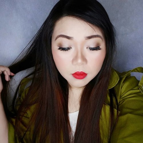 Give me crappy makeup, imma still work it. But force me to do it, i will make sure i do the worst i can.

In this photo i am wearing cheapo eyeshadows from LA colors and Daiso, but i can make it glam too. I just don't like people commanding me to do things, especially not if i benefit nothing from it.

#fotd #motd #clozetteid 
#makeup  #sbybeautyblogger #bloggerceria #beautynesiamember #girl #asian #blogger #indonesianblogger #indonesianbeautyblogger  #surabayablogger #surabayabeautyblogger #influencer #beautyinfluencer #makeupaddict #makeupjunkie #beautybloggerindonesia  #surabaya #surabayainfluencer #influencersurabaya  #makeuplook #beautybloggerid  #beautyjunkie #rbf #surabayainfluencer