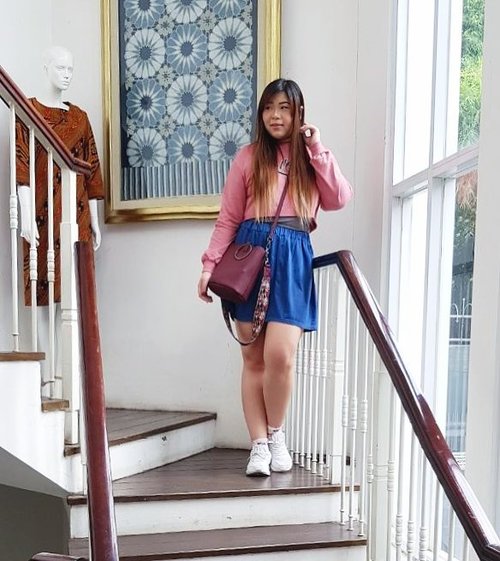 While in Bandung... Dess as comfortably as possible 😄

#bandung #pinkinbandung #pinkjalanjalan #jalanjalan #indonesia #travel #trip #exploreindonesia #itchyfeet #pinktravel #clozetteid #beautynesiamember #sbybeautyblogger #bloggerceria #girl #asian #ootd #ootdid #ootdindo #ootdindonesia #comfortablefashion #casual #casualfashion #personalstyle #fashion #influencer #blogger #bblogger #rumahmodefactoryoutlet  #rumahmodebandung