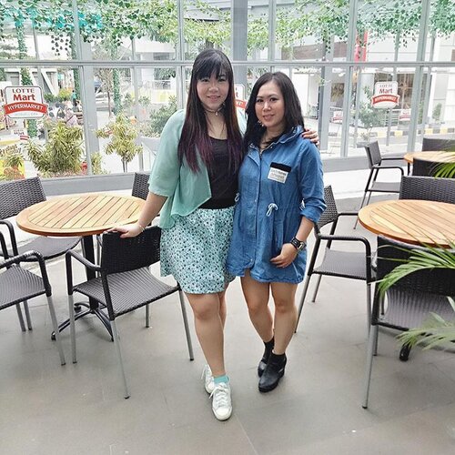 Having a BFF is like having a safe haven, you know you can tell her everything and she'd never judge you!

#ootd #ootdid #ootdindo #ootdindonesia #fashion #personalstyle #girlycasual #springfashion #personalstyleblogger #clozetteid #clozettedaily #blogger #bblogger #bbloggerid #indonesianblogger #surabaya #surabayablogger #influencer #surabayainfluencer #influencersurabaya #effyourbeautystandards #notasize0 #comfortableinmyownskin  #spring #springfashion #girlygirl #bff #bffgoals #20yearsandcounting