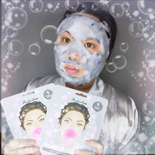 Deep cleansing and skin purifying is a very important step in my skincare routine. As someone who wears makeup often and has pretty large pores, i deep clean my skin once a week with peeling gel and purifying masks.Some clay mask can be harsh on your skin and i really don't enjoy when a mask has very strong tingling and prickly sensation so i am super delighted for this Bubble Bubble Pop Set from @maskeraidebeauty that comes in a unique sheet mask form which bubbles up and fizzles after you activate it (by rubbing the packaging for a few seconds before opening and applying it), with this there is only ticklish soft sensation without the pricks and tingles but it gives a very thorough result!My skin feels super soft, clean but still very hydrated (most of purifying mask would leave my skin feeling pretty dry), when i took off the sheet, the bubbles are actually super soft and slippery, almost like soap and you are supposed to rinse it off with water. Afterwards i notice my pores are totally clean!The only issue for me is when i first open the package, i found it hard to unfold the mask and the bubble build up super fast making it super slippery and even harder to unfold so i did spent a few minutes panicking 🤣. Other than that, i absolutely love this mask and would highly recommend it to you all!Get yours only at my Charis Shop (Mindy83) or type https://bit.ly/bubblemaskMindy83 to go directly to the page!#BubbleBubblePopSET #maskeraide #CHARIS #charisceleb #reviewwithMindy #purifyingmask #beautefemmecommunity#kbeauty #koreanskincare #bubblemask #koreanbubblemask#koreancosmetics #asian #clozetteid #sbybeautyblogger #beautynesiamember #bloggerceria #bloggerperempuan #bbloggerid #jakartabeautyblogger #review #influencer  #SURABAYABEAUTYBLOGGER #endorsement #endorsementid #endorsersby #girl #openendorsement #socobeautynetwork #startwithSBN