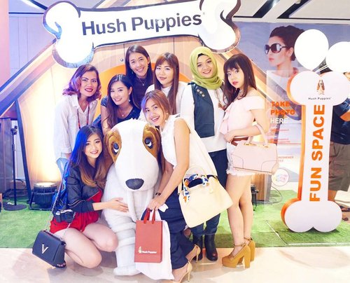 New,  bigger,  better and bolder store of @hushpuppiesid is now open at @tunjungan_plaza 6!

Thank you for having us (there were sooo many more of us but we were scattered around hahaha) 🙆

#hushpuppies #hushpuppiesstoreopening #opening #storeopening  #event #fashion  #asian #clozetteid #clozettedaily  #personalstyle #blogger #bblogger #bbloggerid #sbybeautyblogger #indonesianblogger #surabaya #surabayablogger #beautyblogger #indonesianbeautyblogger #surabayabeautyblogger #influencer #fashion
#tunjunganplaza6  #surabayainfluencer #fashionevent #hushpuppiesindonesia #fashionblogger #fashioninfluencer