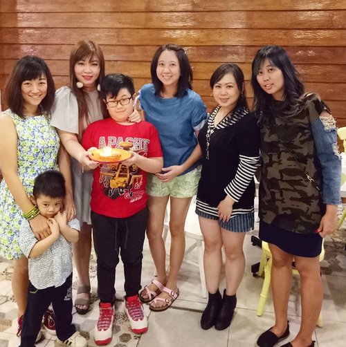 Owen's Bday celebration with his lovely aunties 😄 and "adopted" siblings 
#birthdaydinner #birthdaycelebration 
#happybirthday #birthday #birthdayboy #owenturns10 
#myminion #mylittleman #myhandsomeboy #mummyblogger  #blogger #clozetteid  #ootd #indonesianblogger #surabaya #surabayablogger #lifestyle #lifestyleblogger #indonesianlifestyleblogger #surabayalifestyleblogger  #bloggerceria #bloggerceriaid #sbybeautyblogger  #happyboy #minions #notalittleboyanymore
#mybabyisgrowingup  #family  #influencer #bff