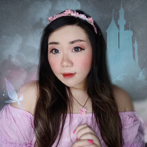 Just about ready to break out into song and summon all wood creatures as i feel so Disney Princess-y here but fact is i would probably run away screaming if they do come 🤣.

You can see details of @annesrosebeaute blush and lippie here when worn. Although the shade's more on the darker shade, they can still create a Princessy look but honestly i also want to wear them boldly for a badass look. Maybe next?

#annesrosebeaute #annesrosesquad #annesrose #BFCxAnnesrose #BeauteFemmeCommunity
#BFCreview #pink #girly
#BeauteFemmeCommunity 
#clozetteid #reviewwithmindy #makeup #sbybeautyblogger
#bloggerindonesia #bloggerceria #beautynesiamember #influencer #beautyinfluencer #beautysocietyid 
#surabayablogger #SurabayaBeautyBlogger #bbloggerid #beautybloggerid #bloggerperempuan #indonesianfemalebloggers  #influencersurabaya #endorsement #openendorsement #endorsementid #surabayainfluencer