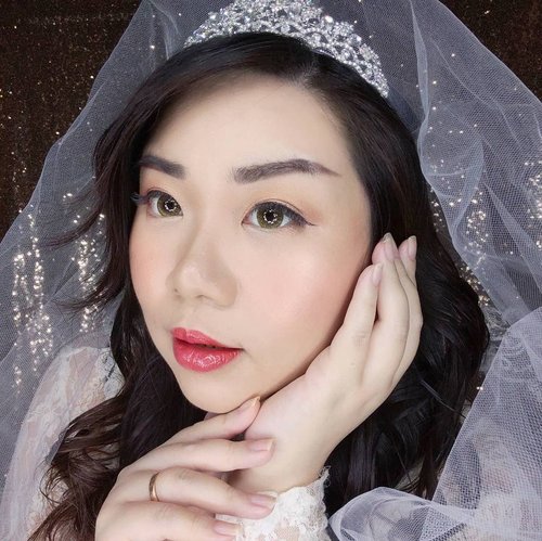 I am super happy with how my Korean Bridal look turned out, even though i only spent 20 minutes on my makeup as it's actually super soft and simple - i did spent almost and hour struggling to curl my hair because i didn't want it to be straight as always. Must look special on your wedding somehow, no? Hahahaha.Out of all the makeup collabs so far, i think i spent the most money for props of this one 😏 : 40k for the tiara, 20k for the veil (both are used for 2 looks already) and 35k for the bouquet - hahaha 95k is already considered a lot for this stingy woman 😛.Ofc, everything is smoke and mirror, i was wearing my favorite duck patterned shorts underneath and my "wedding dress" is an old lace top from Forever 21 that my maid and searched high in low earlier because it was missing in my black hole of a dresser, but i already made up my mind to wear it for the look so thank God it showed up and i'd say i make the right decision 😛.#makeuplook #weddingmakeup #koreanweddingmakeup #BeauteFemmeCommunity #SbyBeautyBlogger #clozetteid #startwithSBN #socobeautynetwork