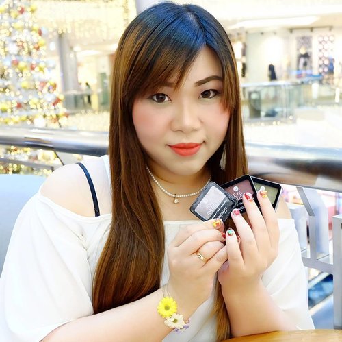 Review  @absolutenewyork_id 's Eye Artiste is up in the blog : http://bit.ly/ANYeyeartiste 
#absolutenewyork #absolutenewyorkeyeartiste #review #eyeshadowreview #sbybeautyblogger #clozetteid #beautynesiamember #bloggerceria #allaboutmakeup #makeupaddict #makeupjunkie #ilovemakeup #blogger #bblogger #bbloggerid #beautyblogger #indonesianblogger #indonesianbeautyblogger #surabayablogger #surabayabeautyblogger #influencer #surabayainfluencer #influencersurabaya #beautyinfluencer #beautyaddict #girl #asian  #absolutenewyorkreview #beautybloggerindonesia