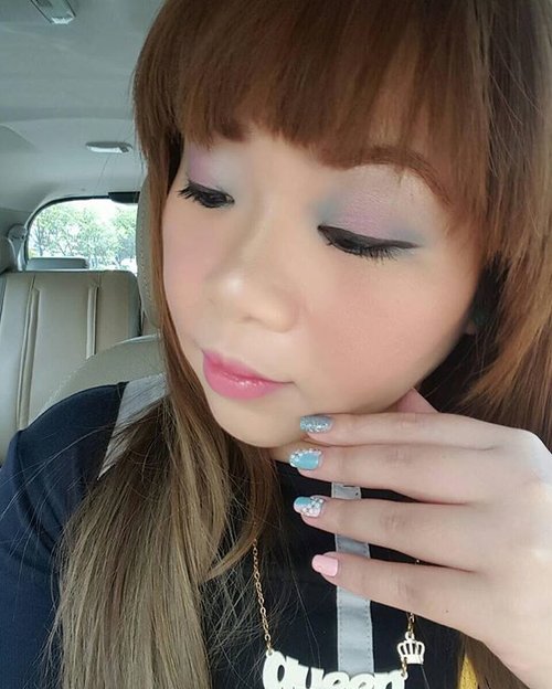#pastelexplosion 😬😬😬!!! Soon on #pinkandundecidedblog , inspired by #pantonecoloroftheyear2016 #rosequartz  and #serenity 
#pastelmakeup #makeup #pastelcolors #pink #blue #babyblue #selfie #girl #blogger #bblogger #beautyblogger #indonesianblogger #indonesiabeautyblogger #surabayablogger #surabayabeautyblogger #blushingcheeks #clozettedaily #clozetteid