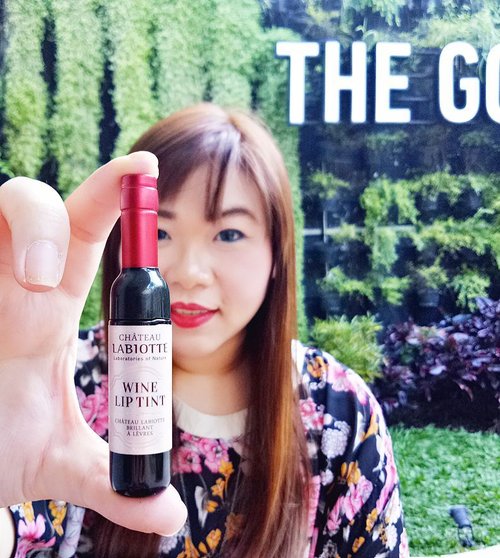 Have you checked out my new blog post? 
@labiotteofficial Wine Lip Tint in RD01 Shiraz Wine from @stylekorean_global
Review at http://bit.ly/labiotteliptint (or click the link on my bio to be directed to my blog)

#review #liptint #liptintreview
#stylekorean  #koreanbeauty #clozetteid #bbloggerid #blogger #bblogger #bbloggerid #indonesianblogger #indonesianbeautyblogger #surabayablogger #surabayabeautyblogger #sbybeautyblogger #influencer #beautyinfluencer #surabayainfluencer #influencersurabaya #surabayabeautyinfluencer  #chateaulabiotte #labiotteliptint #beautynesiamember #labiottewineliptint
#labiottereview #koreancosmetics #pinkandundecided #wineliptint