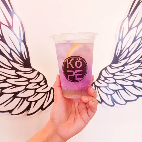 Want a refreshing, super Instagrammable drink this hot afternoon? Grab this Galaxy drink from @kope.sub , we are having a  3 days only Buy 1 Get 1 Promo!#galaxy #galaxydrink#kope #kopehappy#kopesub#kedaikope #kedaikopesurabaya#drinkstagram  #drinksofonstagram #clozetteid #sbybeautyblogger #beautynesiamember #bloggerceria #influencer #beautyinfluencer #blogger #bbloggerid #beautyblogger #indonesianblogger #surabayablogger  #indonesianbeautyblogger  #surabayainfluencer #prettydrinks #refreshing #yummy #surabaya #surabayacafe #cafesurabaya #coffeeshop