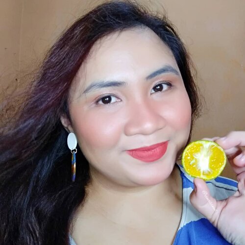 Hello genks... 🍊🍋 Main tebak-tebakan yuk... Apa hubungannya Jeruk Nipis sama makeup look aku kali ini? 😏 
Share dikolom komentar ya sist. #lavinamakeup #makeuplavina #makeupchallenge #challengemakeup  #makeup #makeupideas #makeuplook #beautyenthusiast #beautybloggerindonesia #beautyvloggerindonesia #beautyideas #beauty #clozetteid