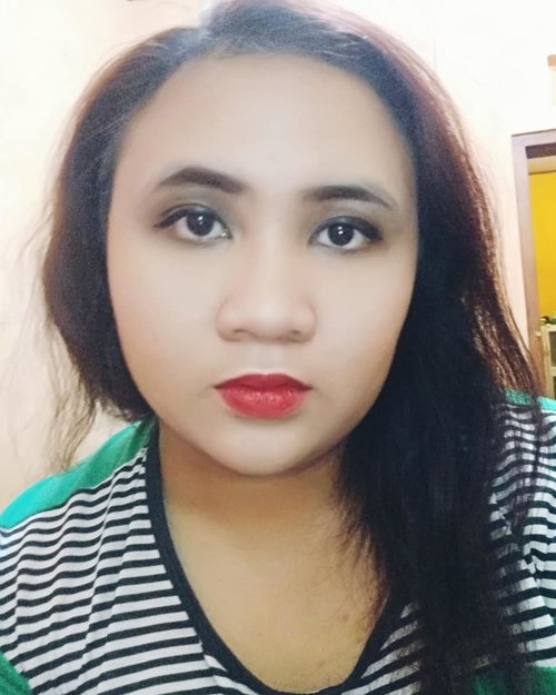 What a kinda look!😂 My friends say to me if my face is always so mean/vicious/fierce 🤣 actually some people who meet me on the first time 😂

So I decided to make this look. The fact is I'm not as mean as you think 😂😂😂😂 Good morning. (( Tutorial? ))
#bloggerindonesia #bloggerperempuan  #beautynesiablogger  #indonesianfemaleblogger #beautiesquad #emak2blogger #indonesiabeautyblogger #indonesianbeautyblogger #kbbvmember  #sociollabloggernetwork  #indonesianbeautyblogger #mombloggercommunity #smartbeautycom #BeautyCollabID  #beautybloggerindonesia #beautysocietyid #itsbeautycommunity #BVloggersJateng #beautychannelid #girlscreationid
#lavinatutorial #beautysecretsquad #beautyvloggerindonesia #tutorialmakeup  #indobeautygram #indobeautysquad #indobeautyinfluencer #boldmakeup  #clozetteid #beautyfeatid