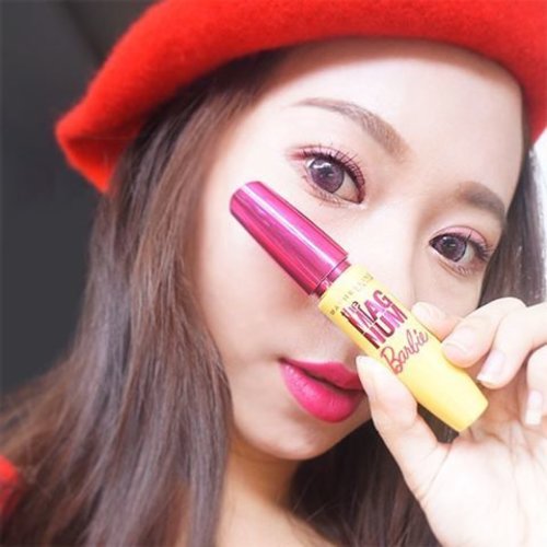 In love with @maybelline Magnum Barbie Mascara ❤ thanks to @zebbyzelf for letting me to try it 😘😘😘Read the review 👉 http://imaginarymi.blogspot.co.id ❤#dollyessential #mascara #maybellineindonesia #zebbyzelf #clozetteid