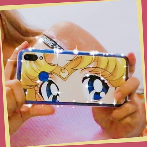 Kawaii😻Seneng bgt akhirnya bs punya case hp, soalnya susah dapet untuk Huawei 😅 tapi di @clinicaloutlier bs custom hp apa aja dan design nya gak pasaran!!..#sailormoon #kawaii #anime #animegirl #japan #radenayublog #Clozetteid