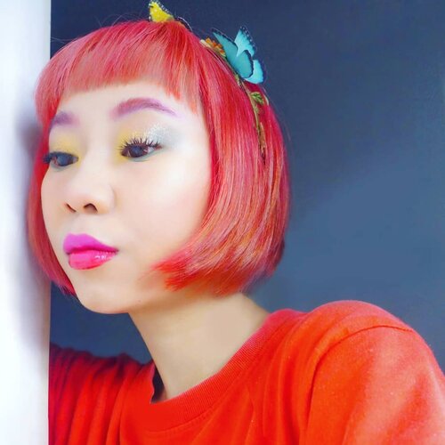 Looping @deantrbl Dayfly 🎶🎵Masih nunggu hari apa Dean di @we.the.fest 🤔..#makeuplook #radenayublog #haircolor #shorthair #redhair #tampilcantik #inspirasicantikmu #ragamkecantikan #clozetteid