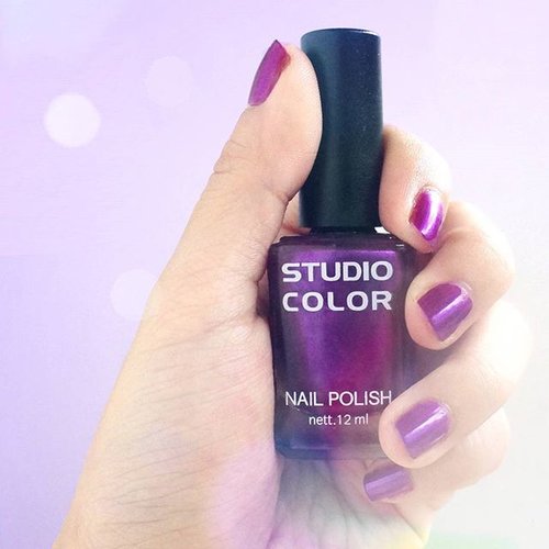 Nail polish favorite 💅warnanya bagus banget 😍🎆
Yang mau tw ttg produk ini, baca review selengkapnya di blog http://imaginarymi.blogspot.com ❤💜 #ultraviolet #notd #nailpolish #clozetteid #beautyreview