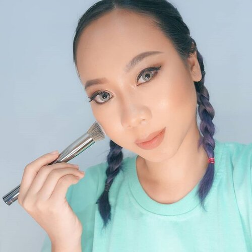 Yang lagi mudik kejebak macet, sabar ya. Mending nonton video baru cek #linkinbio hasil belanja beauty products di @minisoindo 😄
.
.
#minisoindonesia #makeupbrush #makeupindonesia #makeuplook #beautypost #beautyblogger #beautyvlog #instabeauty #instamakeup #igbeauty #igmakeup #minisojakarta #clozetteid #beautybloggerindonesia #setterspace #beautychannelid #beautylosophy