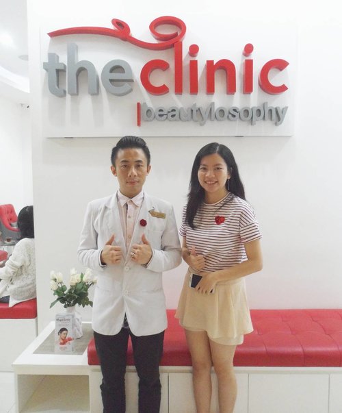 Last week I had my beauty treatment at @theclinicid and the result is really satisfying! Thankyou Dokter Hendrata for nice and welcoming services. I even go strolling around the shopping mall without makeup after the treatment😉🛍
.
.
.
.
#TheClinicID #TheClinicGathering #beautyblogger #beautybloggerindonesia #blogger #ClozetteID