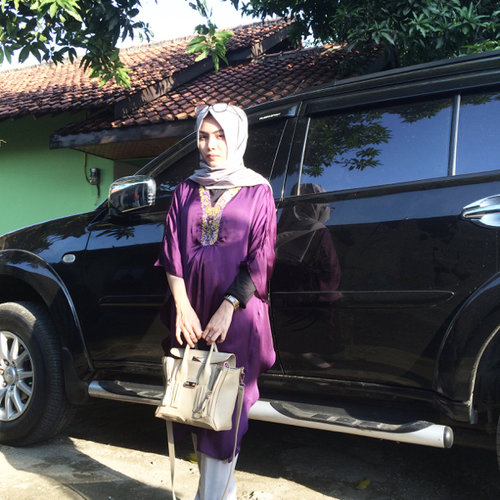Eid Outfit.
#ootd #hijab #makeup #fashion #blogger #bloggerindonesia #clozetteid