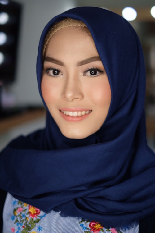 #makeup #indobeautygram #beauty #hijab #makeupartist #makeupartistjakarta #makeupartistbekasi #muajakarta #muabekasi #clozetteid