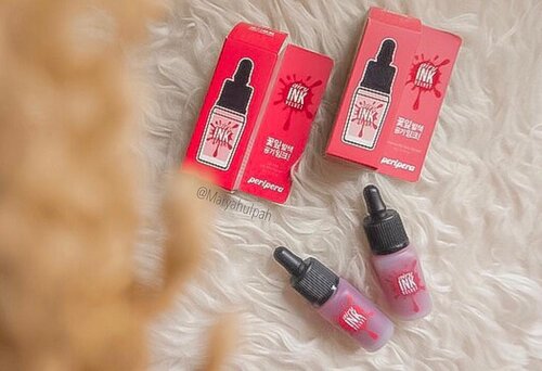 @peripera_official Airy Ink Velvet 😍

It has a well-pigmented colour with a much lighter! Love this liptint 💓

To GET this one, just go to : http://hicharis.net/maryahulpah24/9lC or click link on my bio 💖 (lagi ada PROMO loh)

#CHARIS #CHARISCELEB #peripera #periperaairyinkvelvet #airyinkvelvet  @hicharis_official @charis_celeb @peripera

@clozetteid #clozetteid #indonesiabeautyblogger @beautybloggerindonesia #beautybloggerindonesia @beautyjournal #beautyjournal @kbbvbyacb #kbbvbyacb @beautynesia.id #beautynesiaid @beautychannel.id #beautychannelid @indobeautygram #indobeautygram @indobeautysquad #indobeautysquad @beautygoers #beautygoers @ibv_sfx @indovlogram #indobeautyvlogger #beauty #beautyenthusiast #beautyinfluencer #makeup #makeuptutorial #WhatsUlpahReview #BJournalbyMaryahUlpah