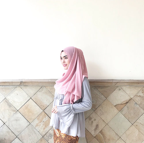 Nothing is impossible, the word itself says “I’m possible”! - Audrey Hepburn ✨Hijab by @hejabq.id@clozetteid #clozetteid @hijabindokece #hijabindokece #hijabindonesia