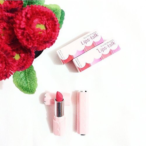 Really excited to try new #etudehouse product #dearmybloominglipstalk (PK027 (red) and BE109 (nude)). I really got this real from @0.8L_Indonesia thank you so much! 💖Dear my blooming lipstalk is very creamy, pigmented, and glide on very smooth. It also has a high shine and moisturising formula. Very recommended!Complete review on my blog (soon), Stay tuned! #08L #Kbeauty #clozetteid #beautybloggerid
