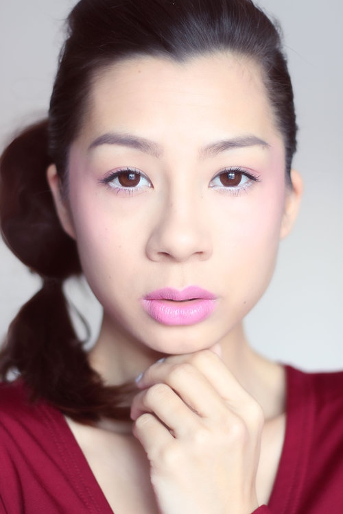 Beauty: K-Pop Style Part II ! Finally my second look is up on the blog, what are you saying? #MOTD #KPOP #Valentinesday Here more: http://jenniferbachdim.com/2015/02/10/beauty-k-pop-style-part-ii/