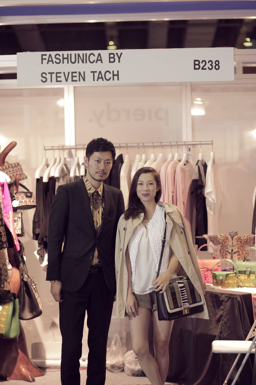 Met the talented Steven Tach from Japan, loved his new collection with traditional batik! Head over to my blog to see his new collection. 
