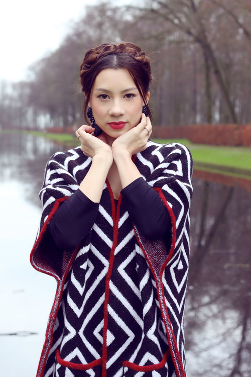 ROMANCE AT KASTEEL DE HAAR! New post is online with a super lovely look and a new exciting project, read more now http://jenniferbachdim.com/2015/02/18/romance-at-kasteel-de-haar/ #LAMODAOOTD 
