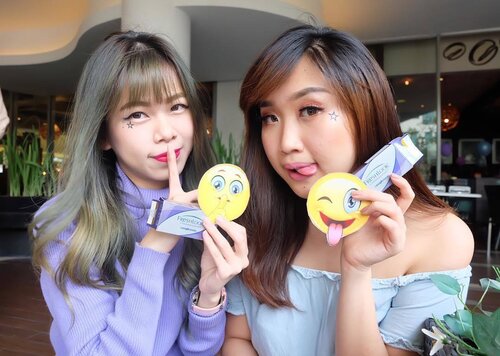 We love our freshlook because they made us look prettier and fabulous 😍
#Freshselfielookjkt #freshlookid #clozetteid